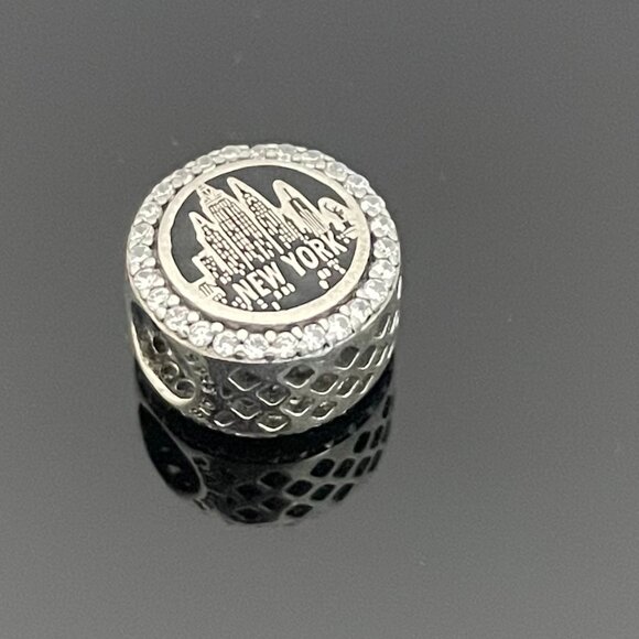 Pandora New York city exclusive Charm Bracelet - Picture 1 of 5